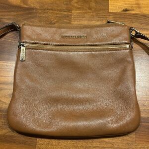 Michael Kors Brown Leather Crossbody Bag with Classic Design